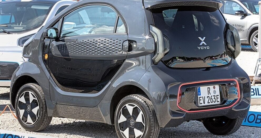 where can i charge a yoyo electric car in bermuda