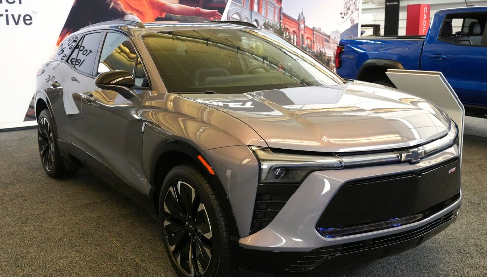 The Ultimate Electric Vehicles List for North America (2025 Edition)