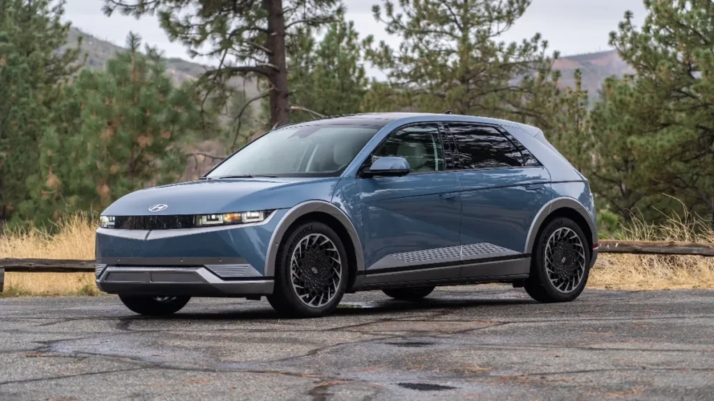 gev1-1024x576 Best Electric Cars 2025: Top Picks for Range, Value, and Tech in North America