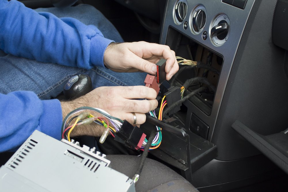 shutterstock_658708672-1 Resolve Stereo Short Car Electrical Dies While Driving