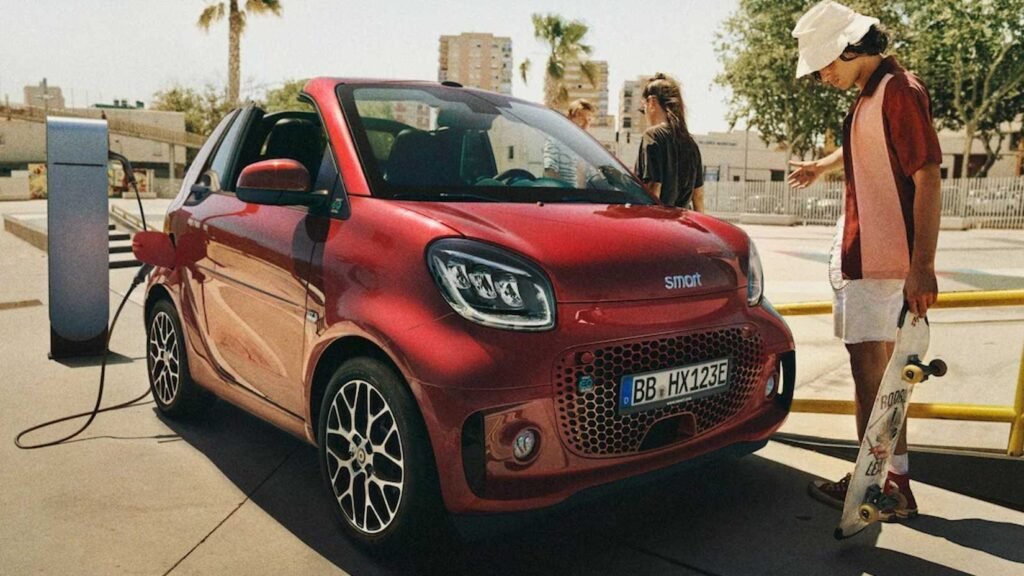 smart-eq-fortwo-cabrio-1-1024x576 Find the Best Electric Cars Under $10K for You