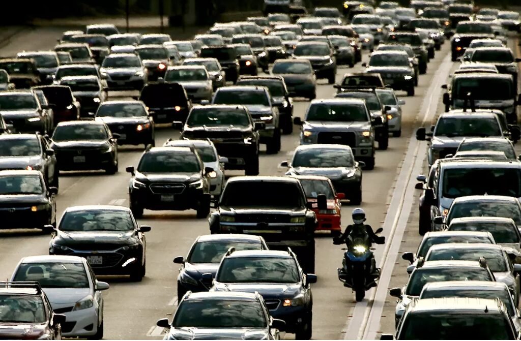 electric cars in traffic jams