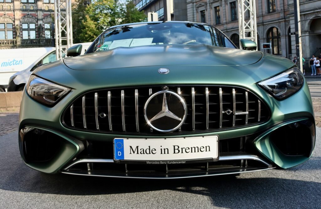 mercedes electric car lease