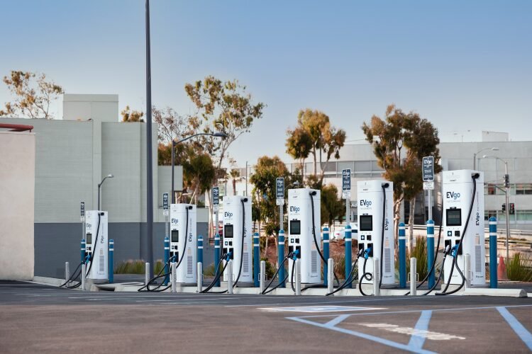 Top 10 Free EV Charging Stations in Los Angeles
