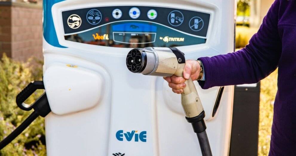 roadside electric car charging cost