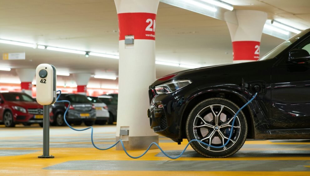 What is the biggest problem with electric vehicles?